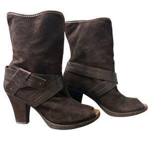 NAYA ARTEMIS Caramel Brown Suede Peep Toe Ankle Pull On Steampunk Boots 9.5